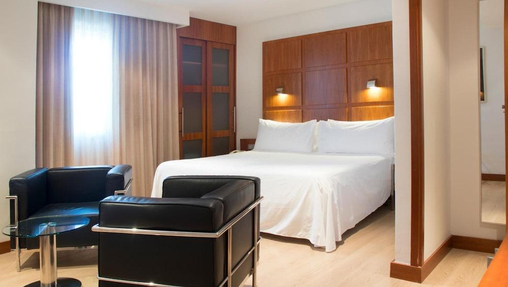 Port Azafata Valencia Hotel Manises Luaran gambar